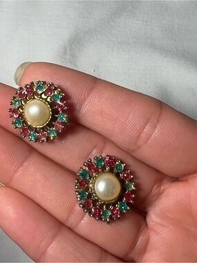 Vintage-Inspired Gold Pearl Cluster Earrings with Pink and Teal Crystals